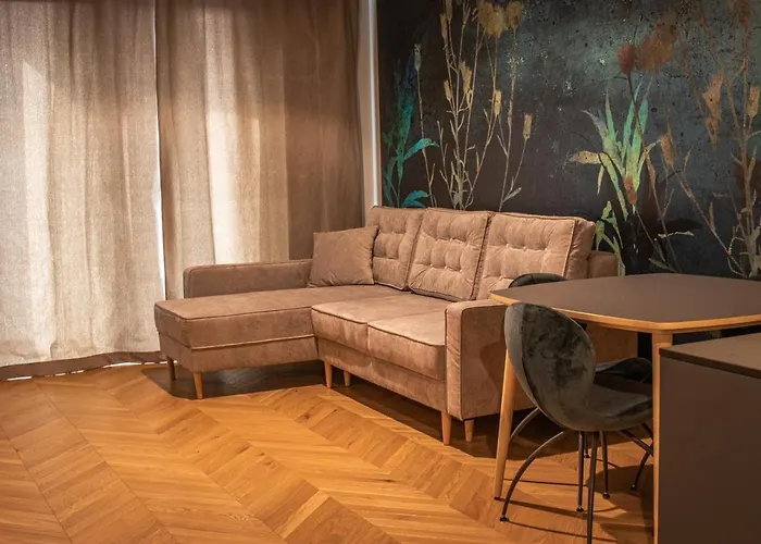 Urban Space 86 - Free Parking * Wroclaw